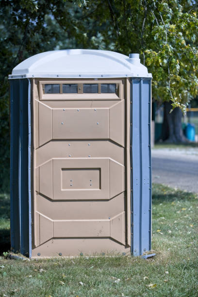 Portable Toilet Options We Offer in Angels, CA